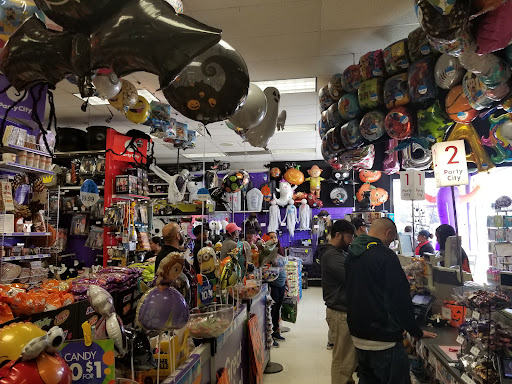 The Mall at Bay Plaza