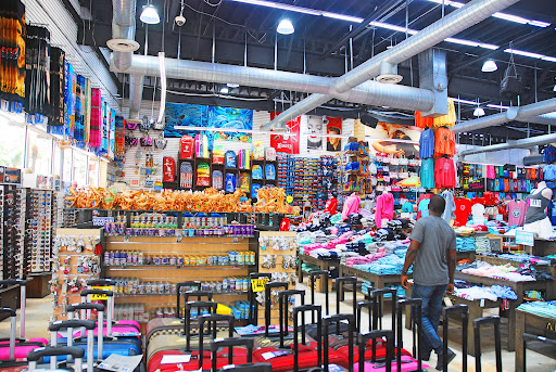 Alvin's Island - Miami Beach #18