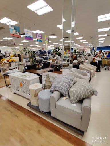 Marshalls Mega Store