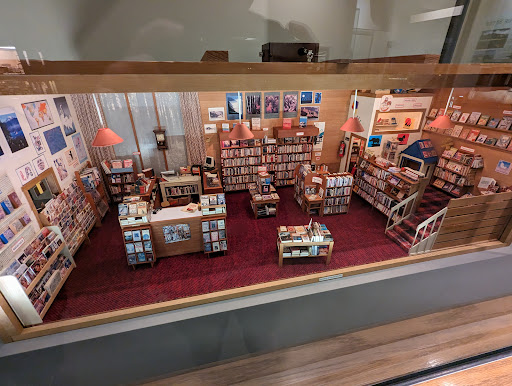 The Mini Time Machine Museum of Miniatures