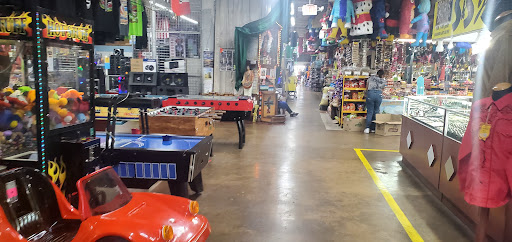 Harry Hines Bazaar