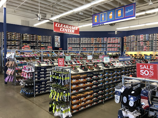 SKECHERS Warehouse Outlet