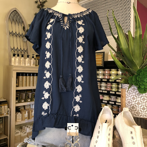 The Bling Box Boutique LLC