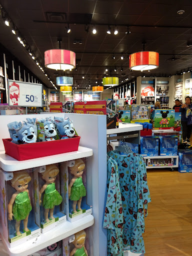 Disney Store Outlet