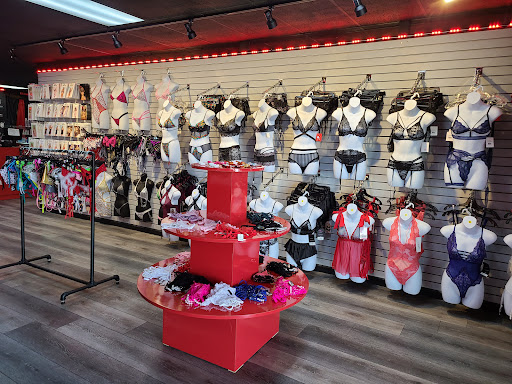 Lovers Garden by Night Dreams