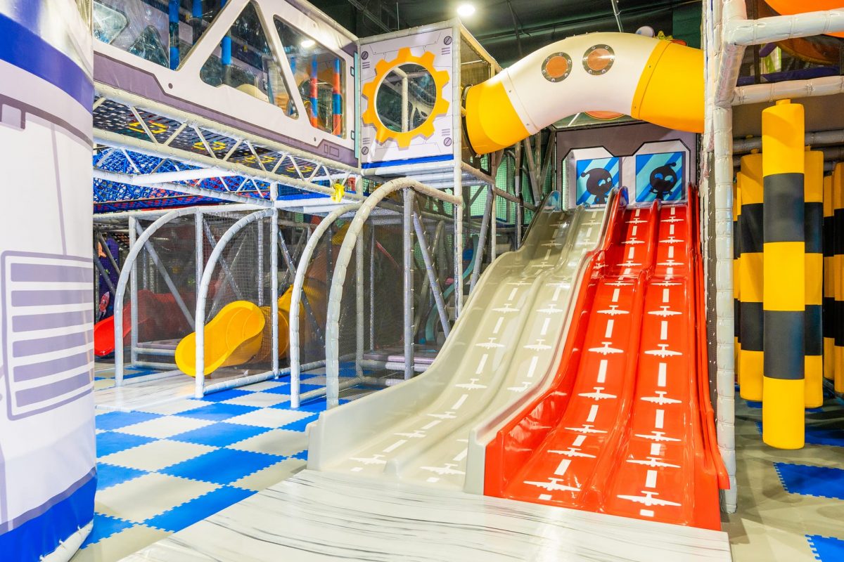 Parque Infantil Little World: Juegos y Diversión para Niños – Área de Juegos Segura y Creativa
