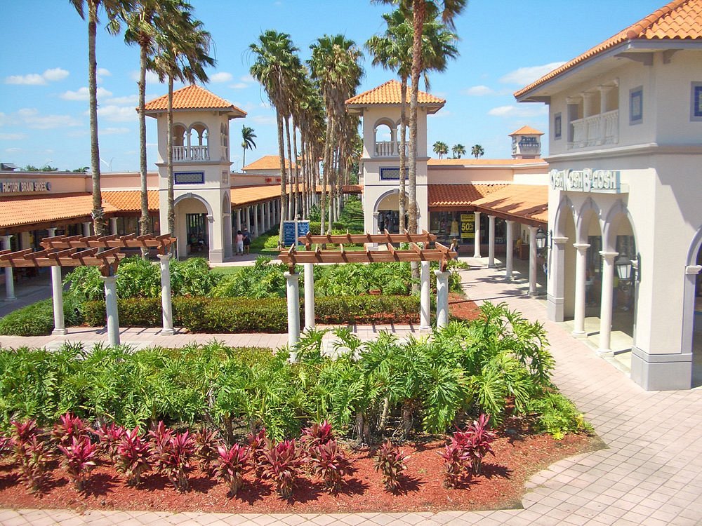 Descubre el Florida Keys Outlet Marketplace: Tiendas de Descuentos en los Cayos de Florida