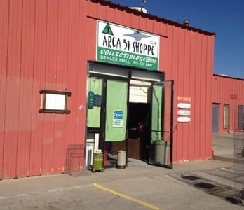 Tienda oficial de Area 51 Shoppe: ropa, accesorios y productos extraterrestres