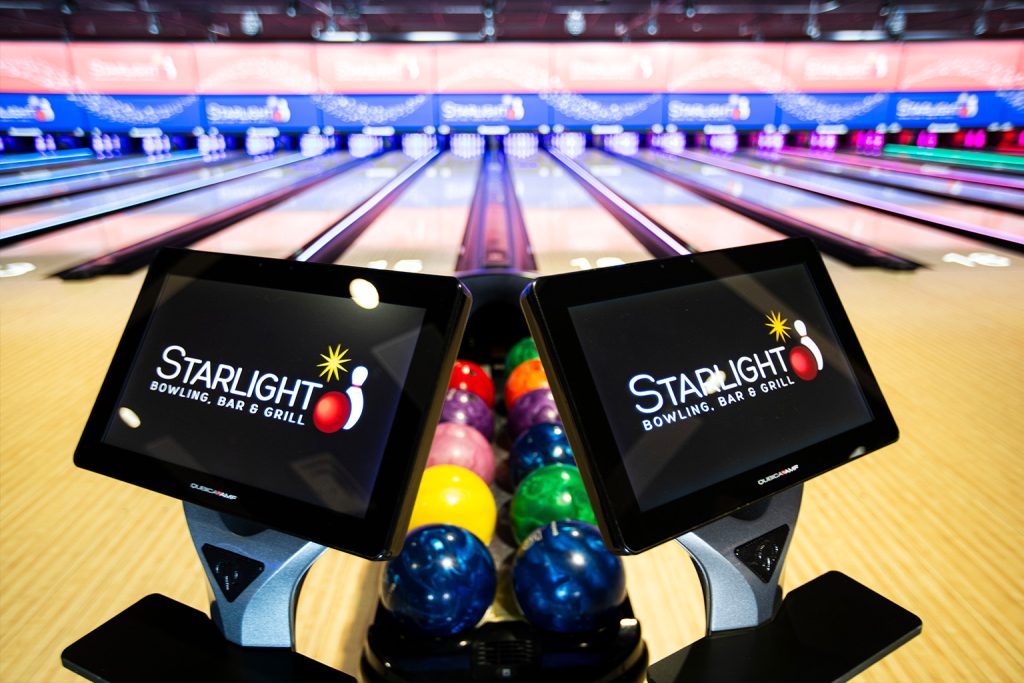 Starlight Bowling Center: Imagen de la Mejor Bolera con Diversión y Competencia