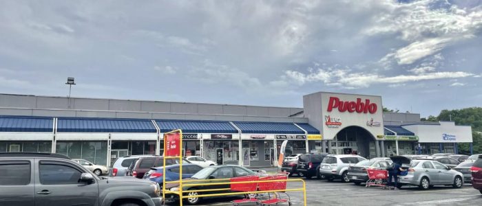 Drive In Plaza: Parqueo y Entretenimiento al Aire Libre - Imagen 2024