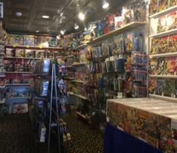 Funny Business Comic Shop: Tienda de Cómics con Humor y Colecciones Únicas