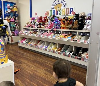 Tienda Build‑A‑Bear en Walmart Supercenter Phoenix – Juguetes personalizados y peluches
