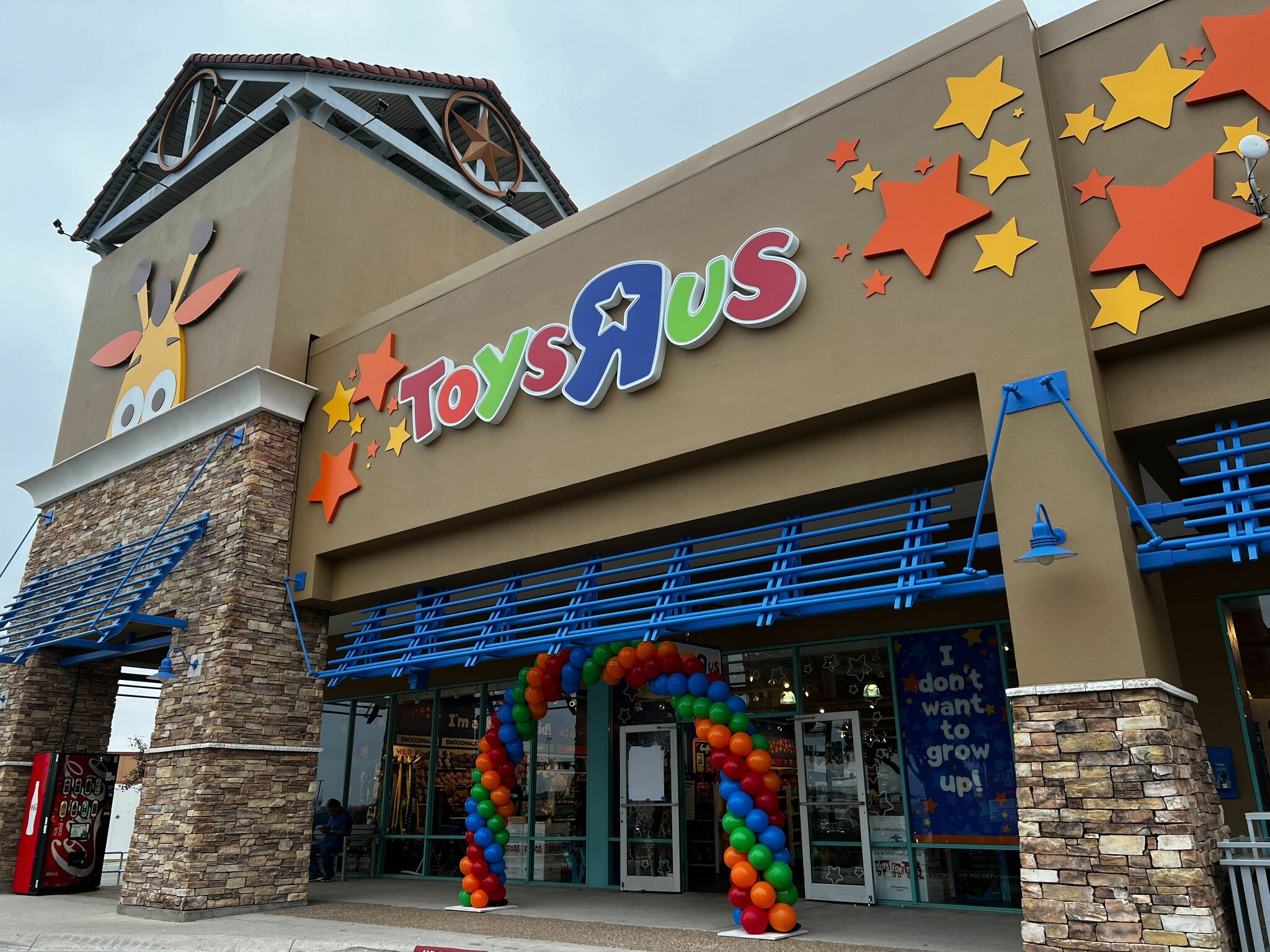 Toys “R” Us en San Marcos Tanger – Tienda de juguetes, ofertas y diversión