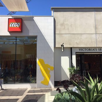 Tienda LEGO® en University Town Center – Descubre la colección oficial y experiencias únicas