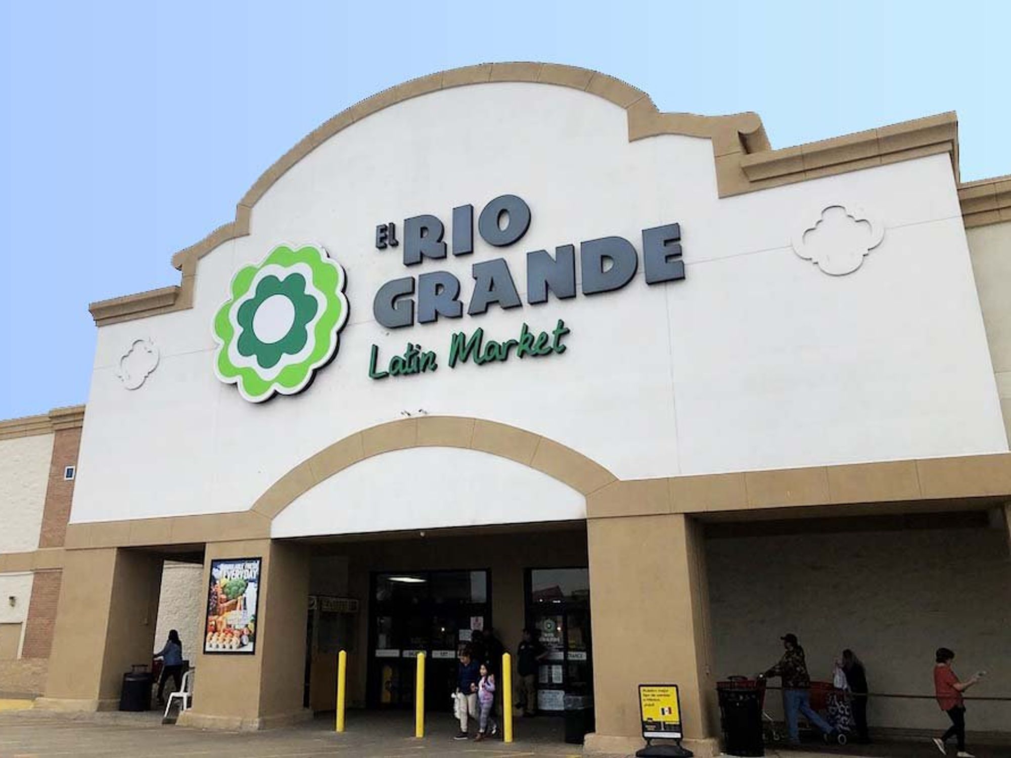 El Río Grande Latin Market: Vibrante Mercado Latino con Sabores, Artesanías y Cultura en Cada Rincón