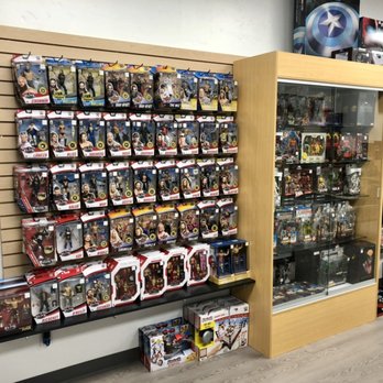 Figuras de acción TRG Toys & Collectibles – Colección de juguetes y artículos para fans