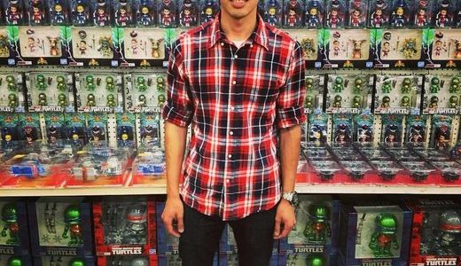 Modelo de Tom: Diseño Innovador y Eficaz | Fotografía de Alta Calidad