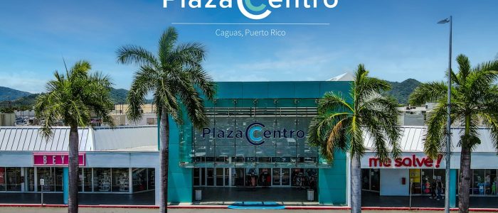 Plaza Centro Mall: Vista panorámica del moderno centro comercial con tiendas de moda y gastronomía